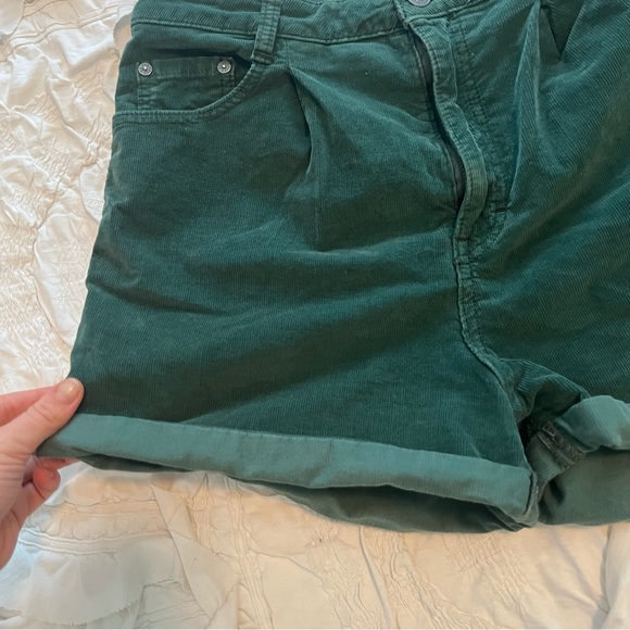 Free people green corduroy shorts - Picture 4 of 9